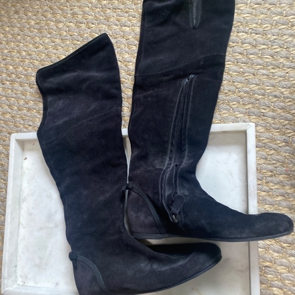 Gorgeous Salvatore Ferragamo high suede  boots - Picture 4 of 7